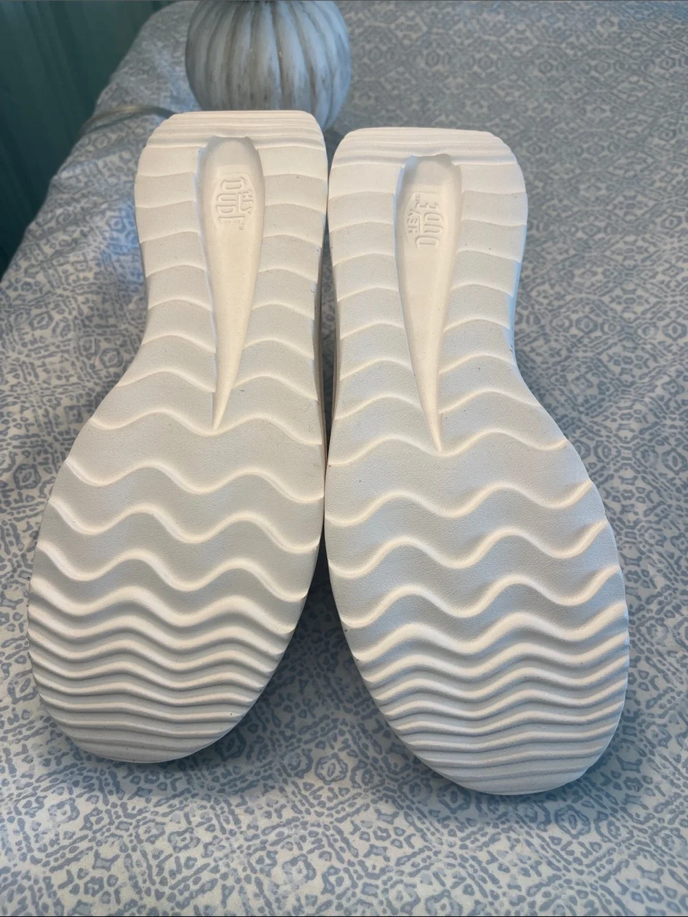 Hey Dude Wendy PeaK WOVEN Slip-On Sneakers in Natural NWT size 10